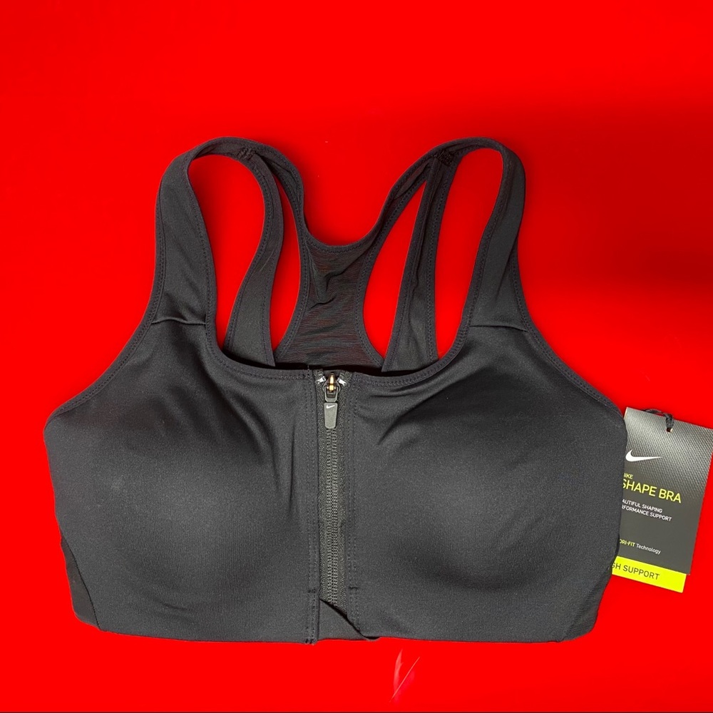 Nike Shape High Support Sports Bra